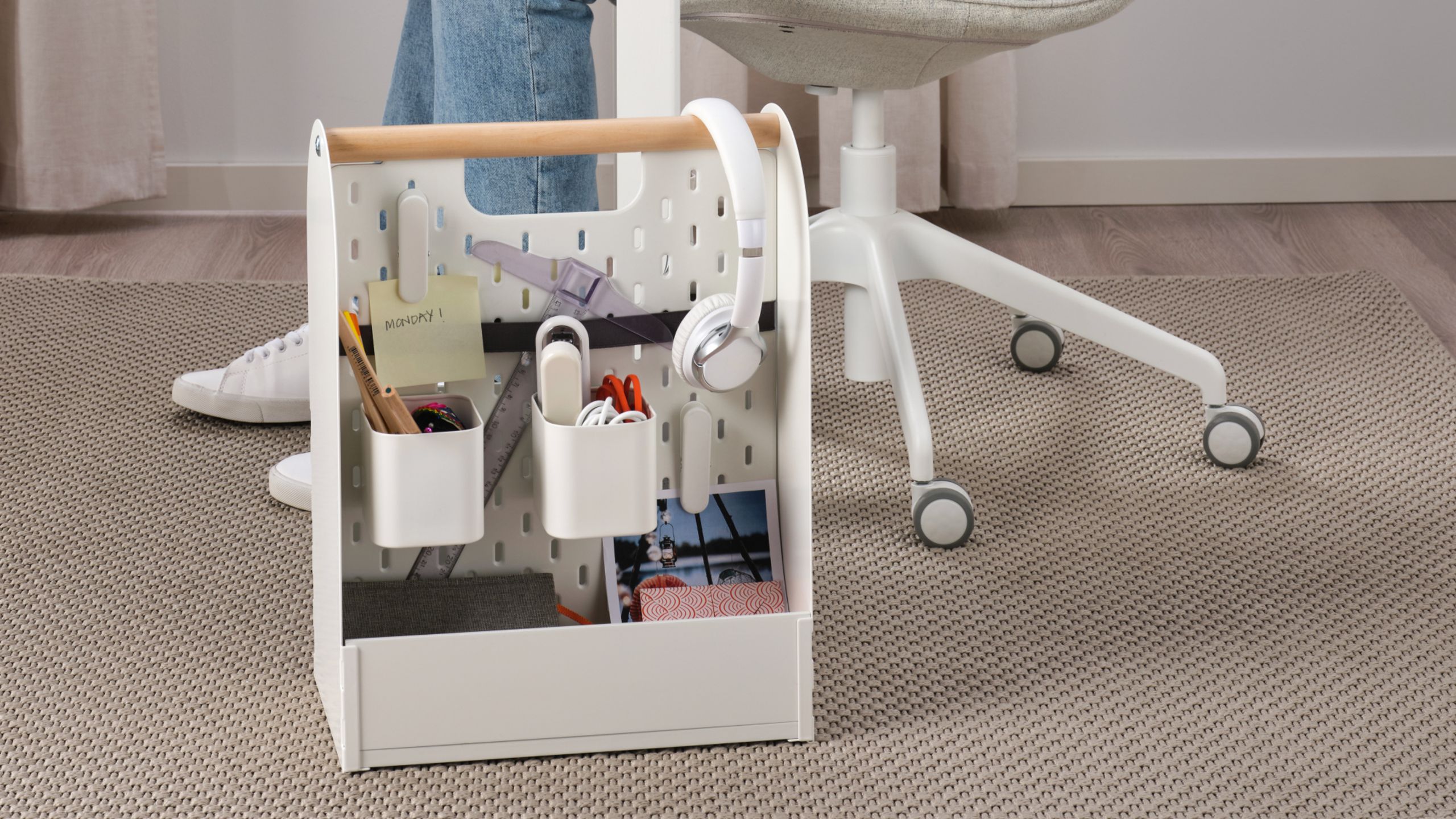 IKEA has actually simply introduced the best on-the-go work area– and it’s less than ₤ 20 